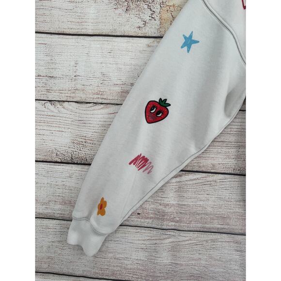 Mayfair Group Somebody Loves You AOP Crewneck Sweatshirt One Size Petite White - Picture 6 of 13